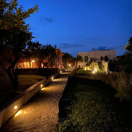 Eletta, Villa